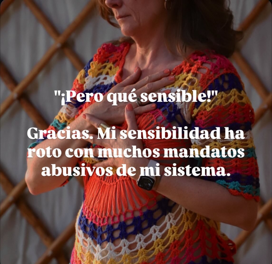 Imagen de Instagram de Siempre Sostenidas con una mujer y una reflexión sobre la sensibilidad